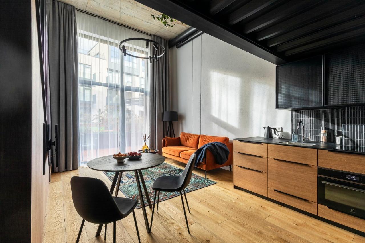 דירות וילנה Stylish Loft With Terrace Paupys, Old Town מראה חיצוני תמונה