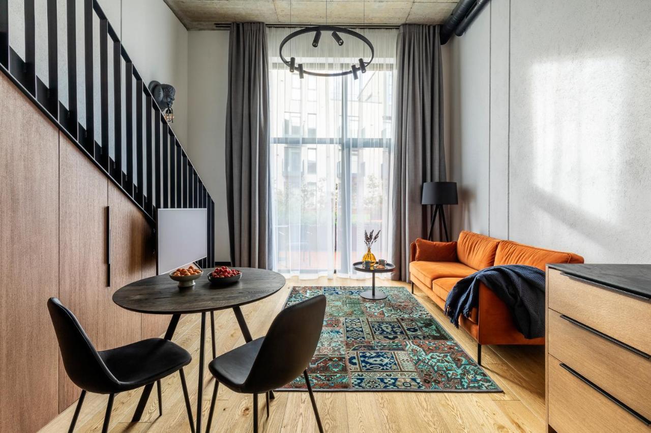 דירות וילנה Stylish Loft With Terrace Paupys, Old Town מראה חיצוני תמונה