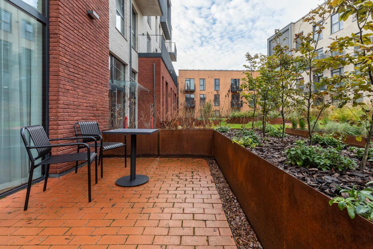 דירות וילנה Stylish Loft With Terrace Paupys, Old Town מראה חיצוני תמונה